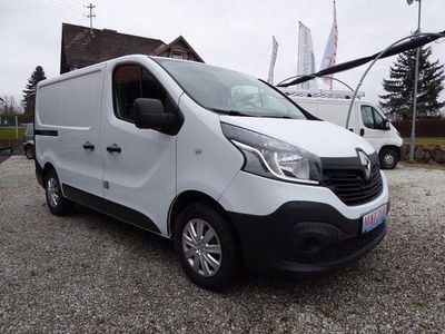 Gebraucht Renault Trafic Komfort 140 PS (102 kW) 2015 Van / Kleinbus