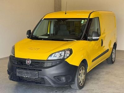 Gebraucht Fiat Doblò 95 PS (69 kW) 2018 Gelb Van / Kleinbus