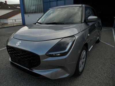 Neu Suzuki Swift 82 PS (60 kW) 2025 Silber Kleinwagen