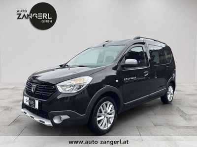 Schwarz Gebraucht 2020 Dacia Dokker Stepway Van / Kleinbus | € 14.490 (Fairer Preis)