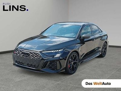 Schwarz metallicperleffektno Neu 2025 Audi RS3 Comfort Limousine | € 84.904 (Fairer Preis)