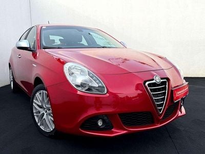 Rot Gebraucht 2011 Alfa Romeo Giulietta Turismo Kleinwagen | € 6.000 (Guter Preis)