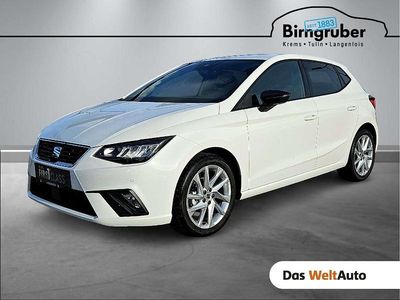 Weiss normal Neu 2025 Seat Ibiza FR Limousine | € 20.570 (Etwas zu teuer)