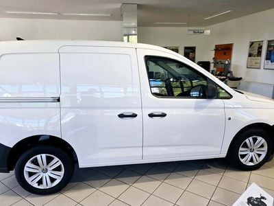 Weiss metallic Gebraucht 2024 VW Caddy Van / Kleinbus | € 29.800