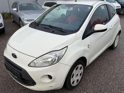 Weiß Gebraucht 2012 Ford Ka Limousine | € 1.399