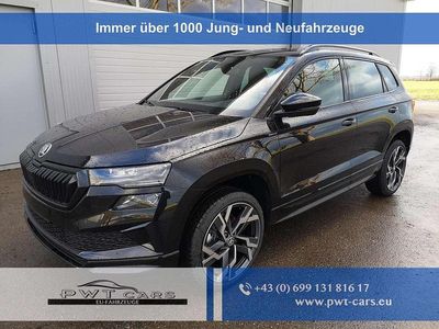 Schwarz Neu 2025 Skoda Karoq SportLine SUV | € 42.344 (Fairer Preis)