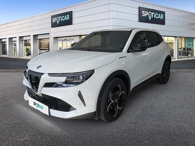 Neu Alfa Romeo GT Junior Edizione Speciale 136 PS (100 kW) 2025 Weiß SUV
