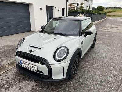 Gebraucht Mini Cooper SE 135 kW (184 PS) 2021 Silber Kleinwagen