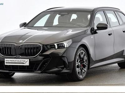 Saphirschwarz Gebraucht 2025 BMW 540 Shadowline Kombi | € 84.990
