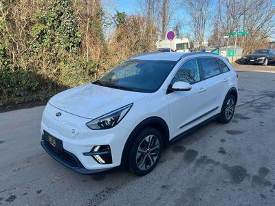 gebraucht Kia e-Niro V long Range Silber*AUT*KAMERA*7J.GARANTIE*