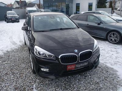 gebraucht BMW 216 i Advantage