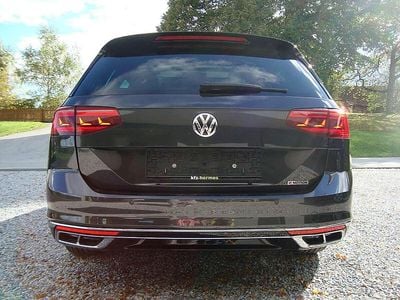 gebraucht VW Passat Variant TDI 4-Motion 200 PS R-Line IQ-Matrix Mod 23