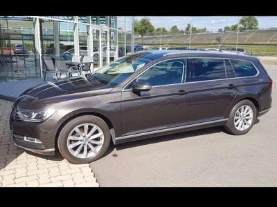 Braun Gebraucht 2015 VW Passat Highline Kombi | € 13.900 (Etwas zu teuer)