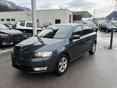 Gebraucht Skoda Rapid Elegance 105 PS (77 kW) 2014 Grau Kleinwagen