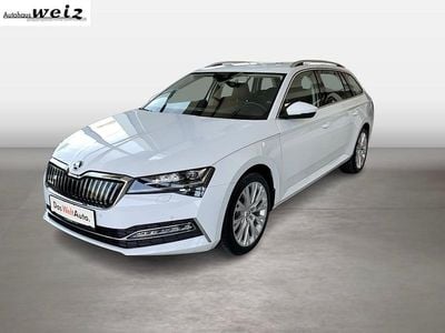 Weiss metallic Gebraucht 2022 Skoda Superb Style Kombi | € 25.800 (Fairer Preis)