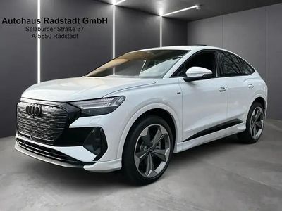 Weiss metallic Gebraucht 2024 Audi Q4 Sportback e-tron Advanced Plus SUV | € 63.900