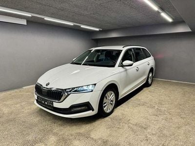 Weiß Gebraucht 2022 Skoda Octavia Ambition Kombi | € 22.470 (Guter Preis)