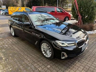 Gebraucht BMW 520 Luxury Line 190 PS (139 kW) 2022 Schwarz Kombi
