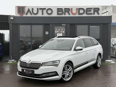 gebraucht Skoda Superb Kombi 2,0 TDI Style DSG Pano|AHK|Ambiente|LED