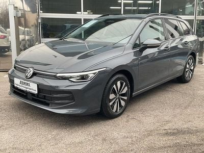 Neu VW Golf VIII Business 116 PS (85 kW) 2025 Weiß Kombi