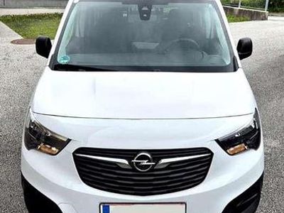 Weiß Gebraucht 2024 Opel Combo S Van / Kleinbus | € 22.000 (Etwas zu teuer)