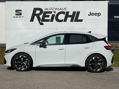 Weiss metallic Gebraucht 2025 Cupra Born e-Boost Kleinwagen | € 34.490 (Fairer Preis)