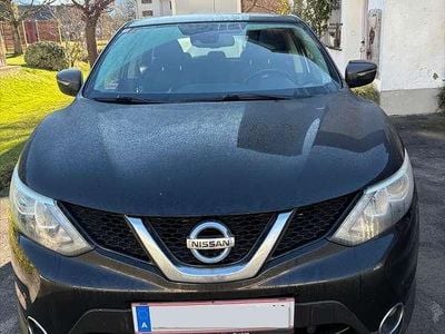 Schwarz Gebraucht 2015 Nissan Qashqai Acenta SUV | € 13.400 (Etwas zu teuer)