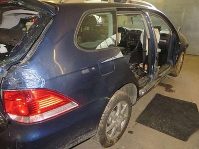 Blau Gebraucht 2011 VW Golf Comfortline Kombi | € 999