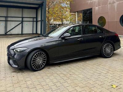 Grau Gebraucht 2022 Mercedes C200 AMG line Limousine | € 41.990 (Teuer)