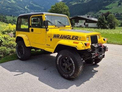 Gelb Gebraucht 1992 Jeep Wrangler SUV | € 12.000