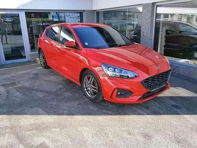 Rot Gebraucht 2018 Ford Focus Business Edition Limousine | € 13.900 (Guter Preis)