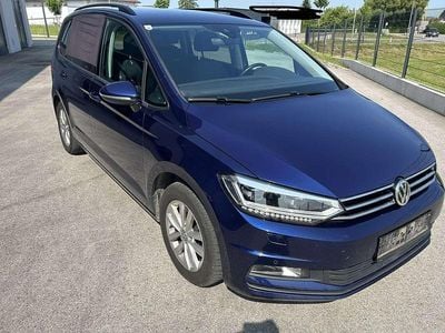 Blau Gebraucht 2016 VW Touran Comfortline Van / Kleinbus | € 12.800 (Fairer Preis)