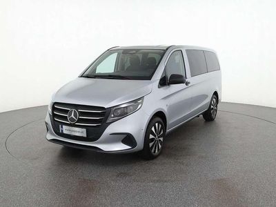 Gebraucht Mercedes Vito 163 PS (119 kW) 2024 Silber Van