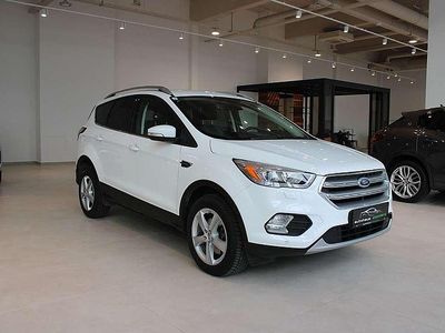 Gebraucht Ford Kuga Titanium 120 PS (88 kW) 2017 Weiß SUV