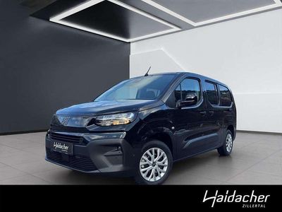 Neu Fiat Doblò 131 PS (96 kW) 2025 Schwarz Van / Kleinbus