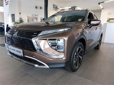 Braun Gebraucht 2023 Mitsubishi Eclipse Cross Intense+ SUV | € 27.550 (Fairer Preis)