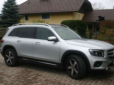 Mercedes GLB200