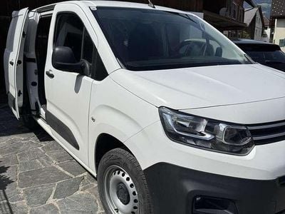 Gebraucht Citroën Berlingo 76 PS (55 kW) 2021 Weiß Van / Kleinbus