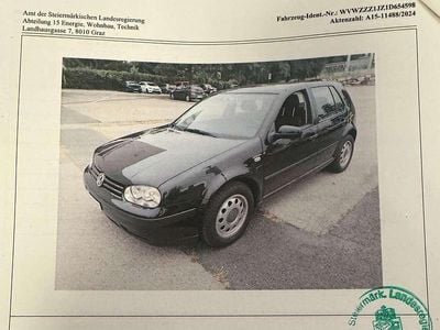 Schwarz Gebraucht 2001 VW Golf IV Kleinwagen | € 3.500