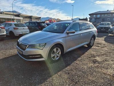 Silber Gebraucht 2022 Skoda Superb Kombi | € 18.900 (Guter Preis)