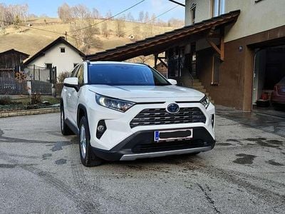 Gebraucht Toyota RAV4 Active 178 PS (130 kW) 2019 Weiß SUV