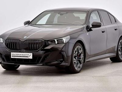 Gebraucht BMW 520 M Sport 197 PS (144 kW) 2023 Schwarz Limousine