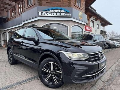 Gebraucht VW Tiguan Life 150 PS (110 kW) 2022 Schwarz SUV