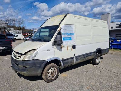 Iveco 35.12