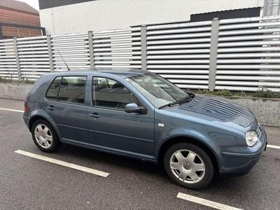 Blau Gebraucht 2004 VW Golf IV GT Limousine | € 2.600 (Teuer)