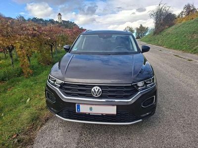 Braun Gebraucht 2019 VW T-Roc Design SUV | € 17.750 (Guter Preis)