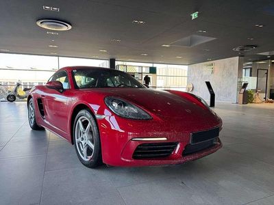 Mittelrot normal Gebraucht 2018 Porsche 718 Cayman Coupé | € 57.500