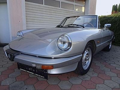Silber Gebraucht 1985 Alfa Romeo Spider Veloce Cabrio | € 16.950