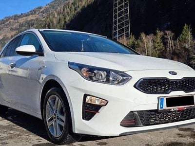 Gebraucht Kia Ceed Silver 140 PS (102 kW) 2020 Weiß Kleinwagen