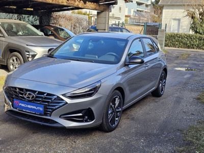 Shimmering silver Gebraucht 2023 Hyundai i30 GO! | € 23.990 (Fairer Preis)